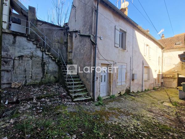 Achat immeuble Gray - 16 pièce(s) - 293 m² - 70 000 €