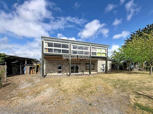 Maison atypique - Vie de plain-pied avec vue dégagée - Maison avec atelier habitable - Langueux