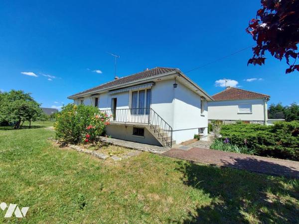 PAVILLON A AMILLY+ TERRAIN 