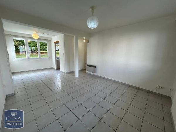 Appartement à louer 4 pièces 65.6m² Saint-Quentin (02100)