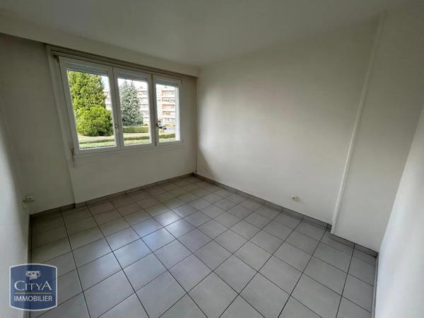 Appartement à louer 4 pièces 65.6m² Saint-Quentin (02100)