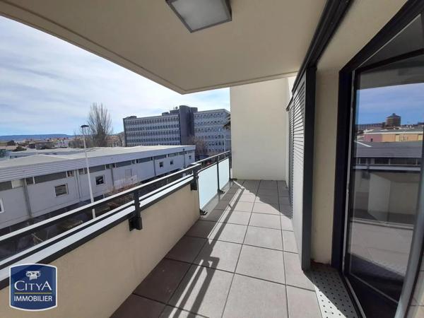 Appartement à louer 3 pièces 62.28m² Clermont-Ferrand (63100)