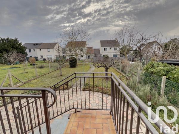 Maison traditionnelle 4 pièces de 73 m² à Aubergenville (78410)