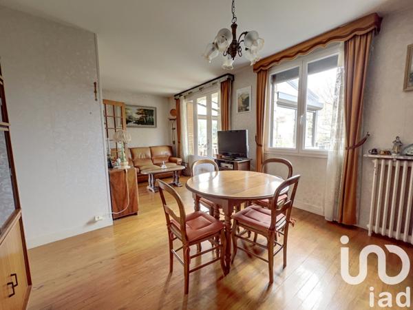 Maison traditionnelle 4 pièces de 73 m² à Aubergenville (78410)