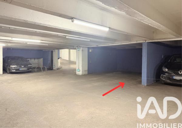 Parking à vendre 10 m² Paris 18