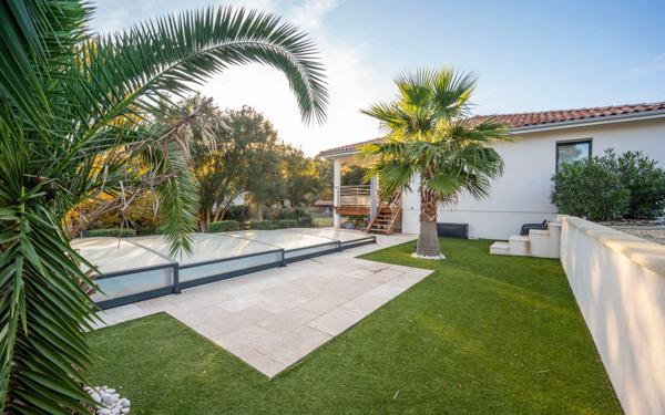 Maison à vendre    4 pièces •  Lit-et-Mixe