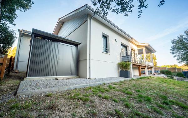 Maison à vendre    4 pièces •  Lit-et-Mixe