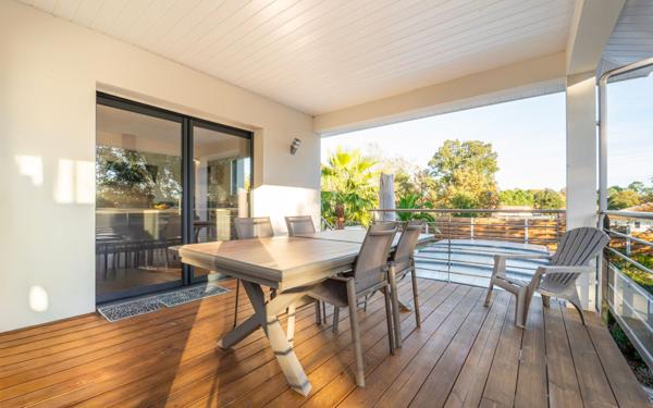 Maison à vendre    4 pièces •  Lit-et-Mixe