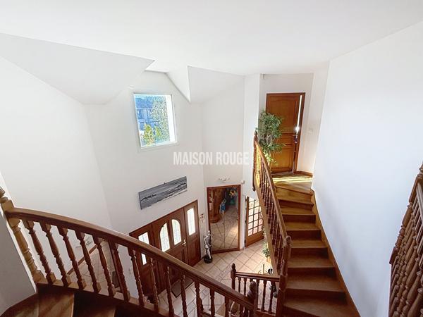 Maison 5 chambres, piscine, proche commerces et plage
