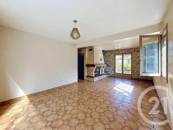 Maison à vendre  5 pièces - 111 m 2   MONTFERMEIL  - 93