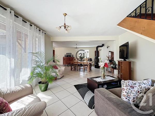 Maison à vendre  5 pièces - 111 m 2   MONTFERMEIL  - 93