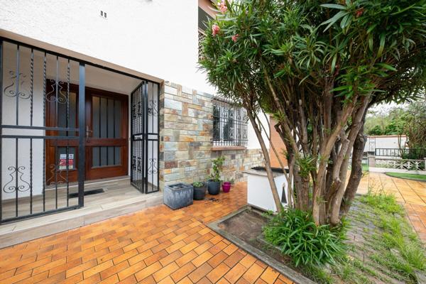 Maison à vendre    6 pièces •  Perpignan