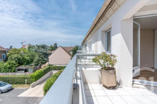 Appartement F2 à vendre  2 pièces - 47,70 m 2   VILLIERS SUR MARNE  - 94