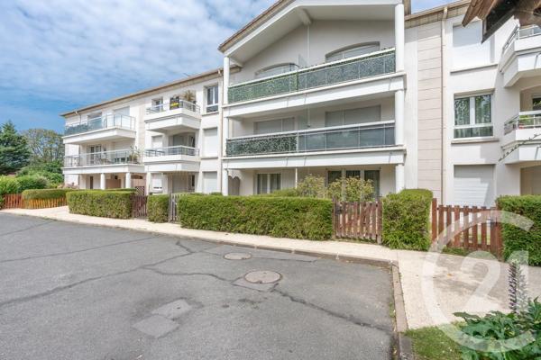 Appartement F2 à vendre  2 pièces - 47,70 m 2   VILLIERS SUR MARNE  - 94