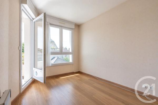 Appartement F2 à vendre  2 pièces - 47,70 m 2   VILLIERS SUR MARNE  - 94