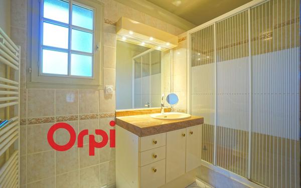 Maison à vendre    5 pièces •  Brionne