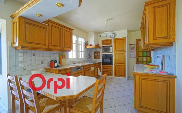 Maison à vendre    5 pièces •  Brionne