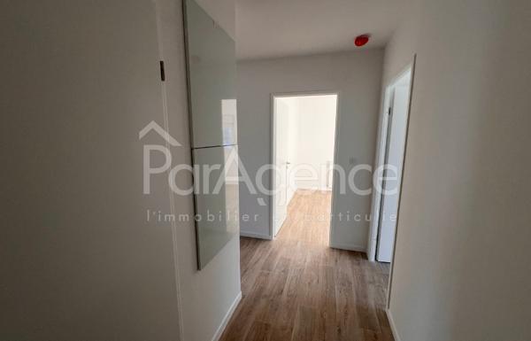 Appartement T4 neuf avec balcon Résidence récente Royan
