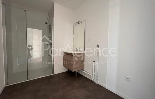 Appartement T4 neuf avec balcon Résidence récente Royan
