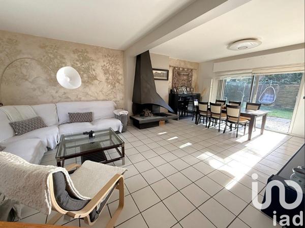 Maison 6 pièces de 112 m² à Soisy-sous-Montmorency (95230)