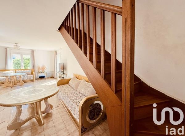 Maison 5 pièces de 104 m² à Saleilles (66280)