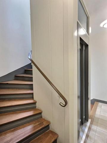 Paris 15 Secteur Commerce Emile Zola Très agréable 3 pièces avec vue dégagée