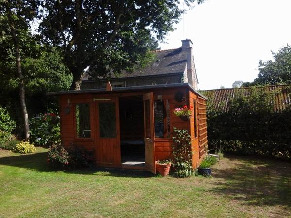 Longère  en campagne de Guern 4 pièces 123 m2 + dépendances