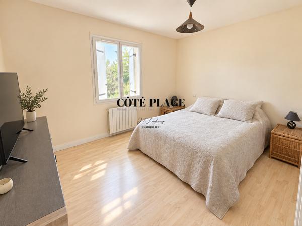 ROYAN - MAISON 5 PIECES- GRAND GARAGE - 500M COMMERCES - AU PRIX DE 520 000 € FAI