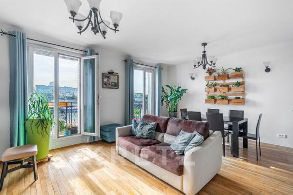 Appartement avec terrasse et vue Seine au cœur du 16è