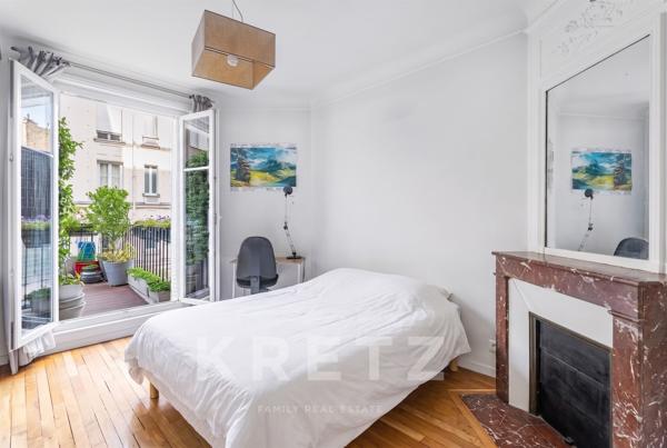 Appartement avec terrasse et vue Seine au cœur du 16è