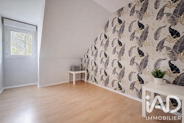 Appartement à vendre 4 pièces 83 m² Mandres-les-Roses