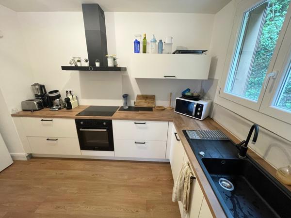 Appartement F3 avec balcon, cave et garage