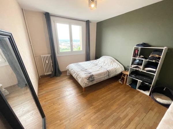 Appartement F3 avec balcon, cave et garage
