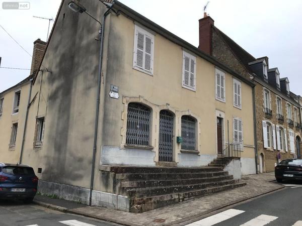 Propriete à vendre à Bonnétable dans la Sarthe (72110), ref : 079/1930
