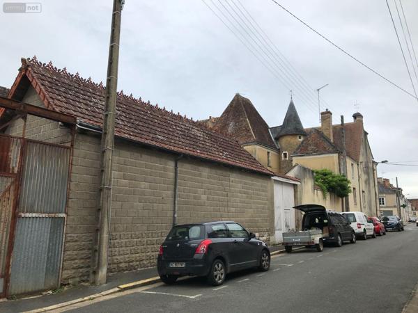 Propriete à vendre à Bonnétable dans la Sarthe (72110), ref : 079/1930