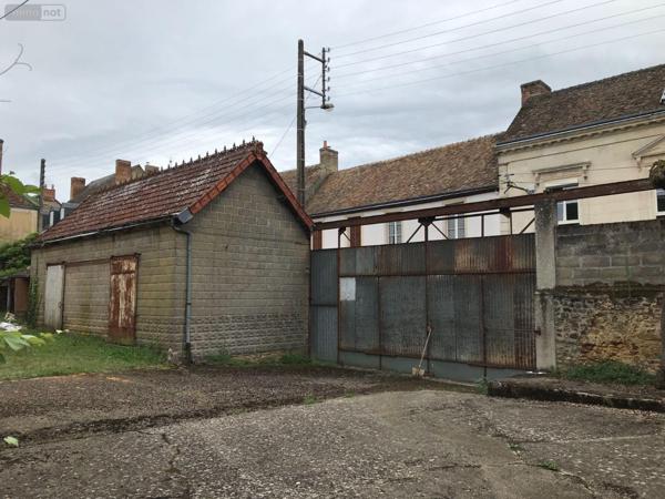 Propriete à vendre à Bonnétable dans la Sarthe (72110), ref : 079/1930