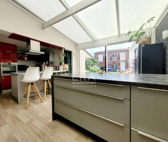 Maison Bourgeoise BOURBOURG jardin 4 chambres