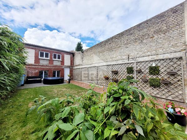 Maison Bourgeoise BOURBOURG jardin 4 chambres