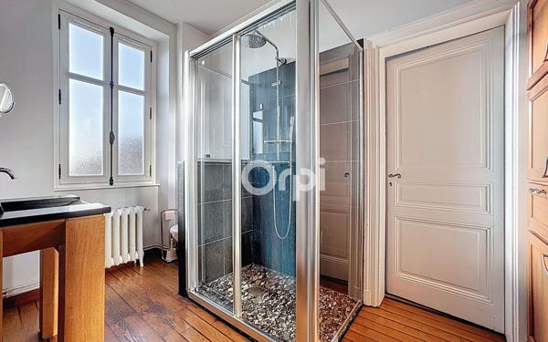 Maison à vendre    6 pièces • 248 m2 Limoges