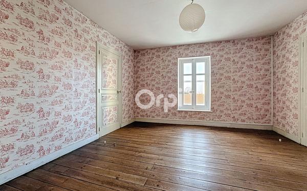 Maison à vendre    6 pièces • 248 m2 Limoges