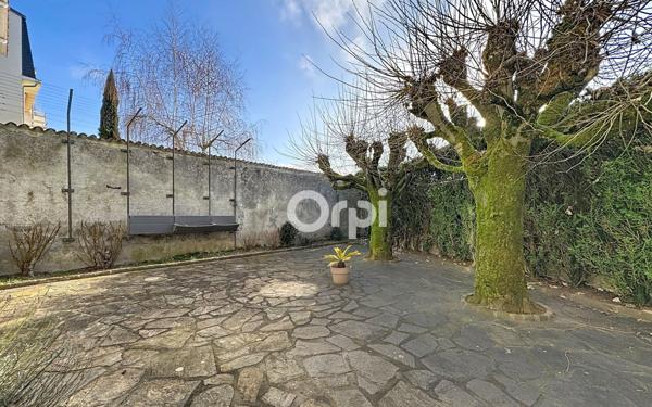 Maison à vendre    6 pièces • 248 m2 Limoges