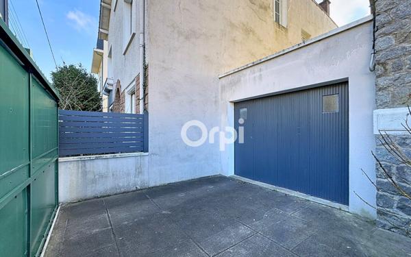 Maison à vendre    6 pièces • 248 m2 Limoges