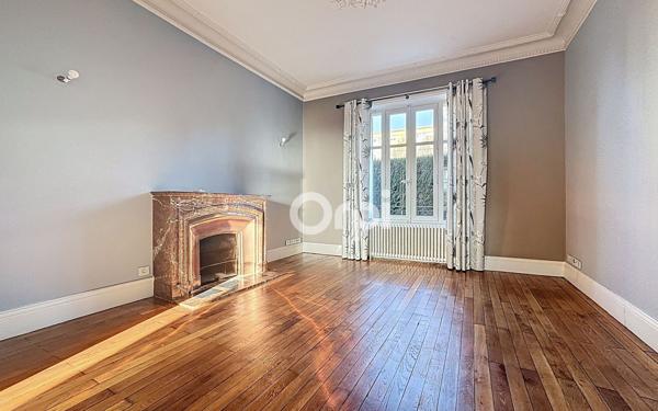 Maison à vendre    6 pièces • 248 m2 Limoges