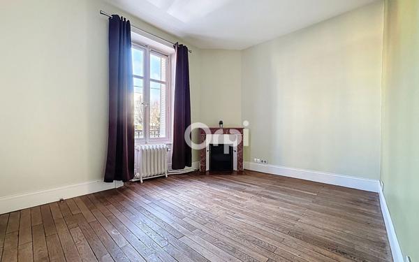 Maison à vendre    6 pièces • 248 m2 Limoges