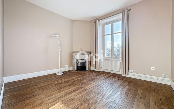 Maison à vendre    6 pièces • 248 m2 Limoges