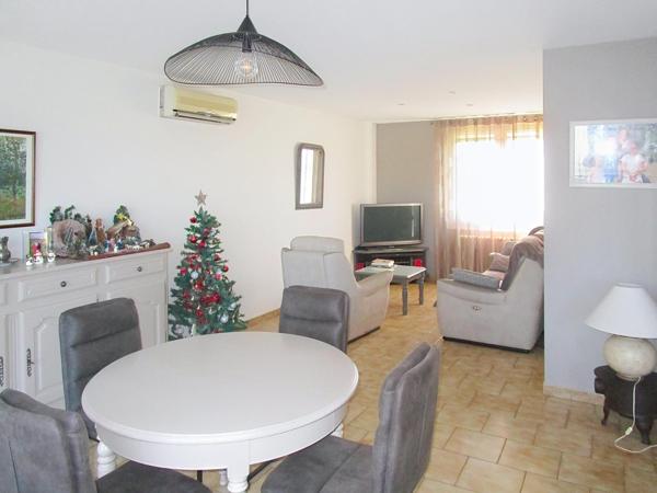 CONSTRUCTION TRADITIONNELLE EN TRES BON ETAT