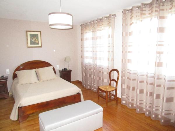 CONSTRUCTION TRADITIONNELLE EN TRES BON ETAT