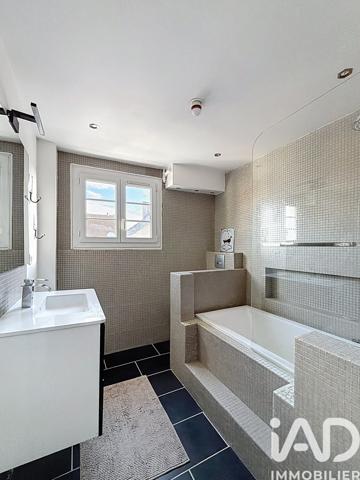 Maison à vendre 5 pièces 126 m² Livry-Gargan