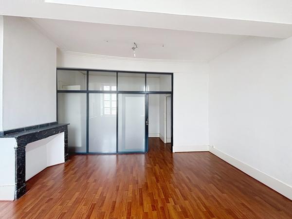 Plateau 85m² à réhabiliter double destination