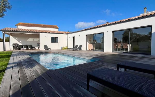 Maison à vendre    6 pièces •  Marsilly